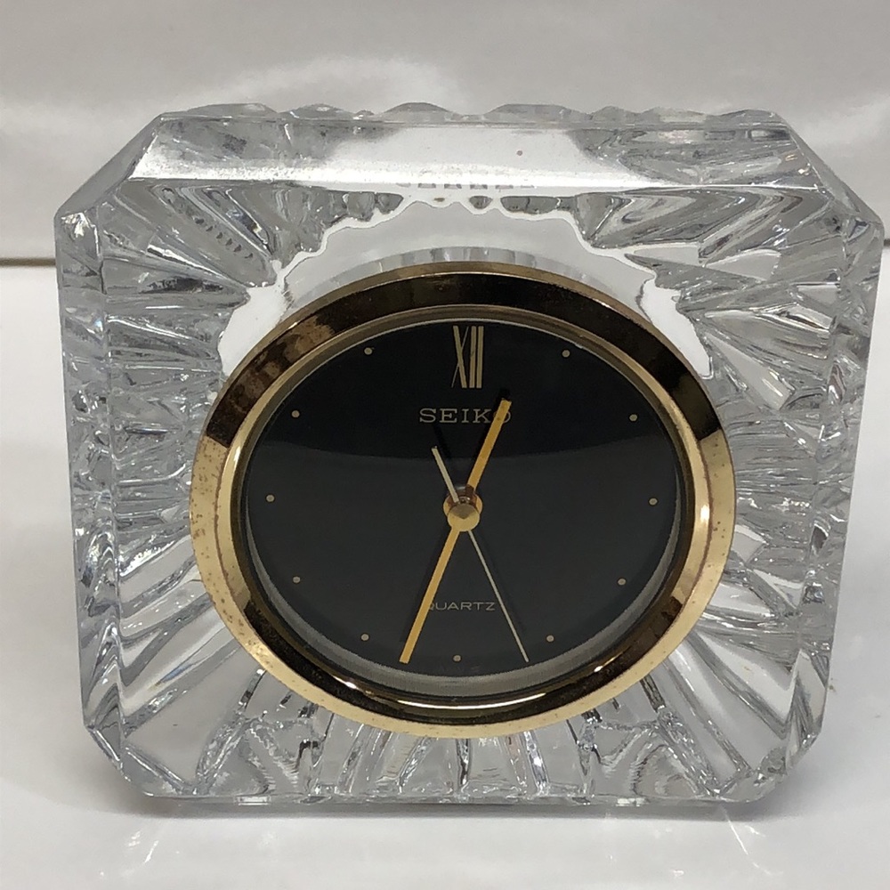Seiko Quartz Mantle Shelf Desk Clock Ref QQZ285S